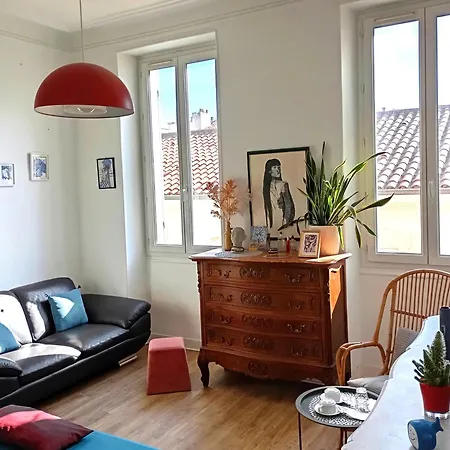 Chez L'habitant, Propose Grande Vieux Port Marseille